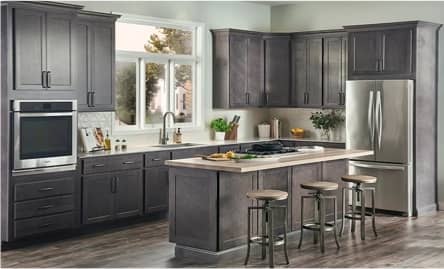 A kitchen with Shaker Cinder cabinets.
